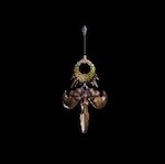 Gold Rathalos Claws Pendant.png