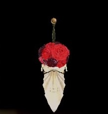 Blooming Bouquet (Red) Pendant.png