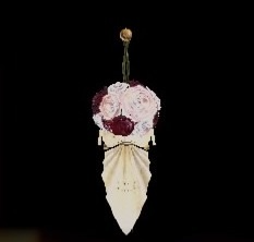 Blooming Bouquet Pendant.png