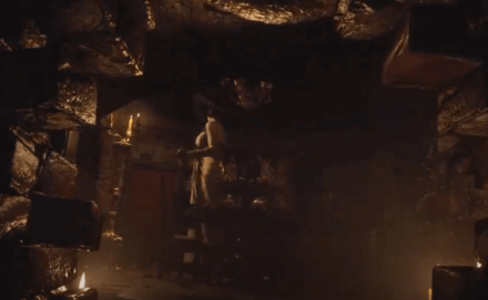 Resident Evil Village A Glimpse of Lady Dimitrescu