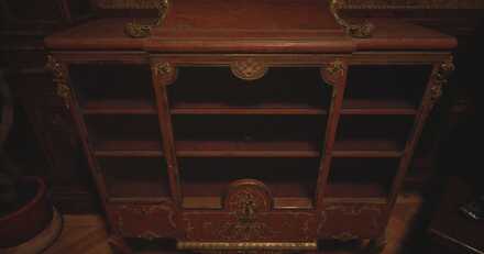 Resident Evil Village Crystal Fragment Bedchamber Hallway