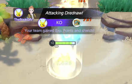 Pokemon UNITE - Pikachu Defeating Drednaw and Leveling Up