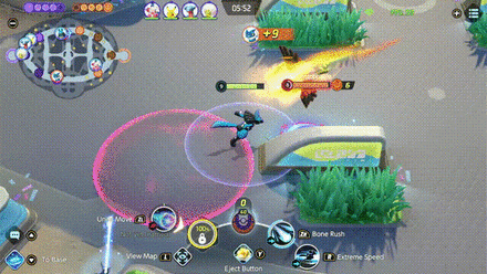 Pokemon UNITE - Lucario Evading Talonflame with Bone Rush