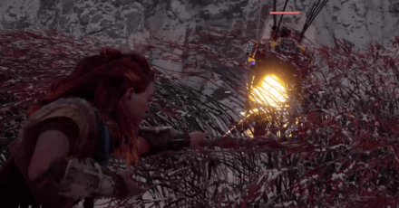Horizon Zero Dawn - Insult to Injury - Use Fire Arrow on Sabertooth.png