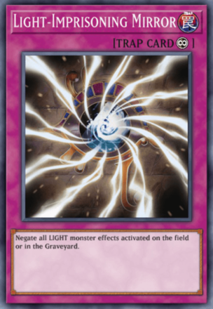 Light-Imprisoning Mirror