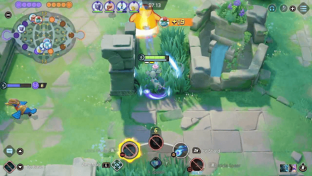 Pokemon UNITE - Glaceon Using Icicle Spear on Snorlax