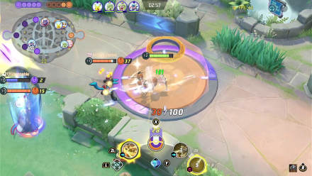 Pokemon UNITE - Dodrio Pushing Lucario with Drill Peck.png