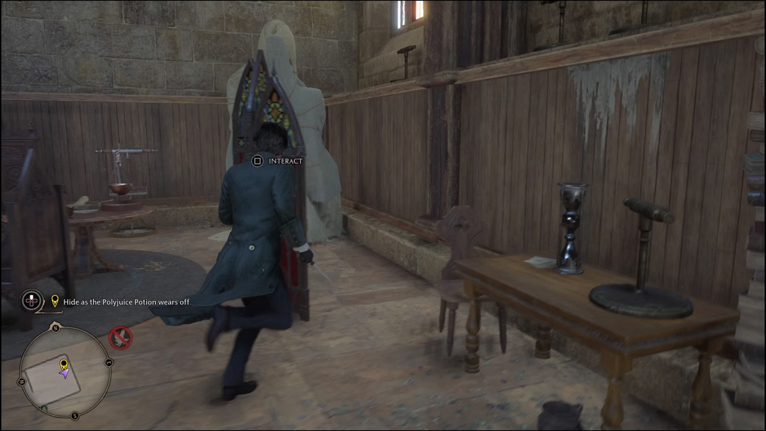 Hogwarts Legacy - hide as the Polyjuice Potion wears off