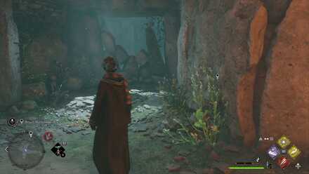 Hogwarts Legacy Beeting a Curse 3