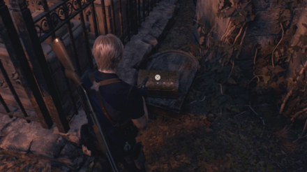 Resident Evil 4 Remake - Red Gemstone Ring In Game