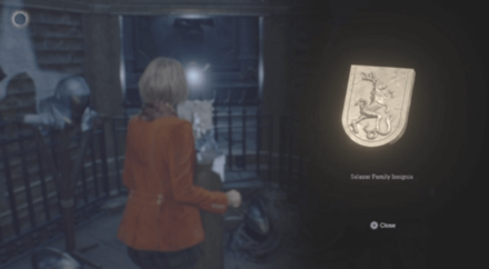 Lamp Salazar Family Insignia.png