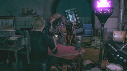 Resident Evil 4 Remake - Utilities Merchant In-Game