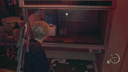 Resident Evil 4 Remake - Gold Ingot In-Game