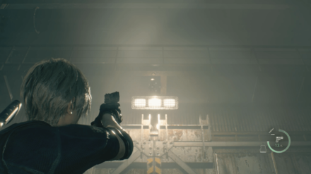 Resident Evil 4 Remake - Emerald In-Game