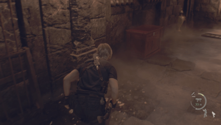 Resident Evil 4 Remake - Audience Chamber Locked Drawer World View