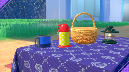 Pokemon Scarlet Violet SV - Picnic Item Polka-Dot Bottle