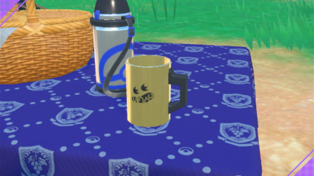 Pokemon Scarlet Violet - Picnic Item Gold Cup
