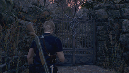 Resident Evil 4 Remake - Village Chief Manor Gate