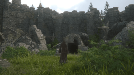 FINAL FANTASY 16 - Follow the Hooded Man