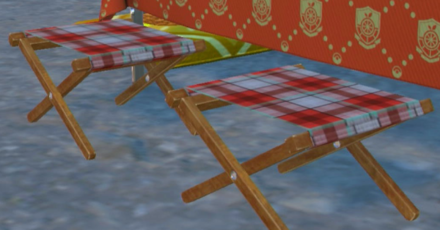 Plaid Chairs (R)