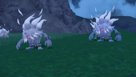 Pokemon Scarlet and Violet - Regular and Shiny Annihilape.png