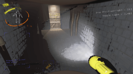 Lethal Company - How to Use the Pro-Flashlight
