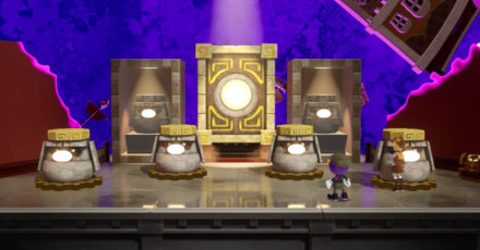 Princess Peach Showtime - The Dark Museum & the Purple Mystery Turn the Statues Forward.png