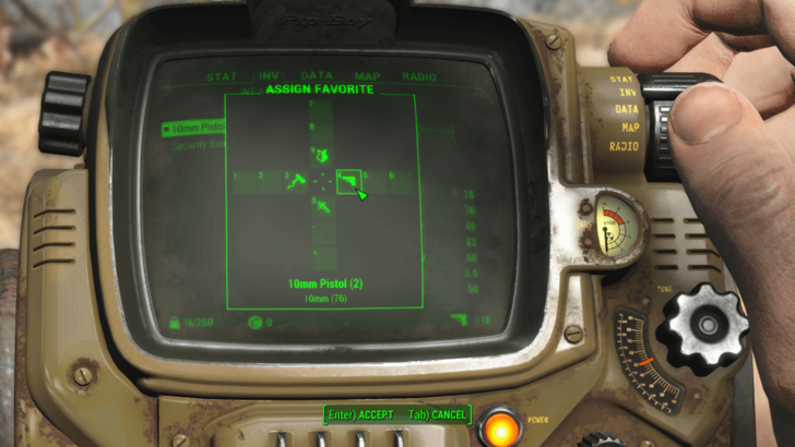 Fallout 4 - Assign Items as Favorites