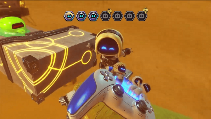 Astro Bot - Djinny of the Lamp Gravity Shifter-min-min.png