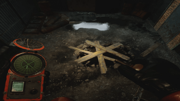 Enter the Room and Find the Hole