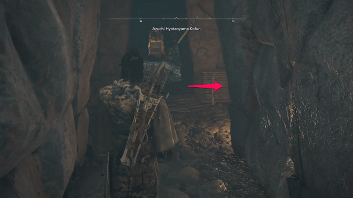 Azuchi Hyotanyama Step 3 - Turn Right