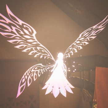 Monster Hunter Wilds Pink Fairy Light