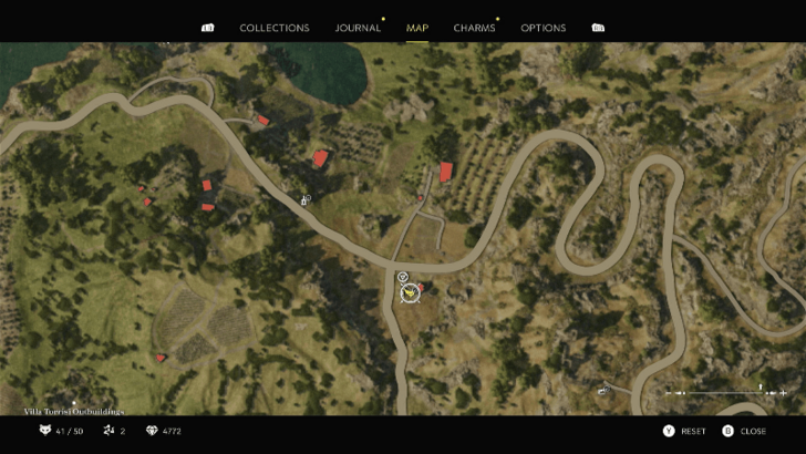 Mystery Fox 43 Beside the pile of hay at the tall house north of Villa Torrisi. Map Location