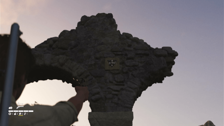 Trinacria 51 Found on a wall of a ruins near Lago Efesto. Overworld Location