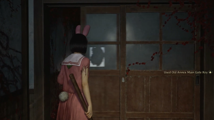 Silent Hill f - How to use Old Annex Main Gate Key
