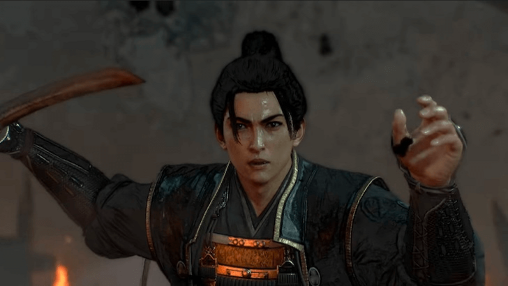 Tokugawa Takechiyo raises his arms in a tense combat stance