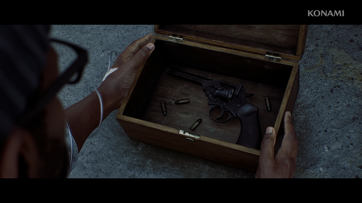 silent hill townfall snubnose revolver in wooden box