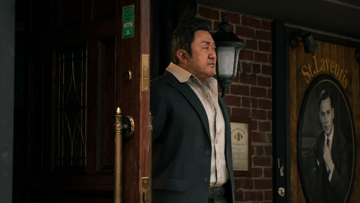 GANG OF DRAGON Shin Ji-seong stands in the doorway of a bar