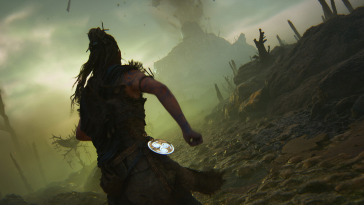 Senua running