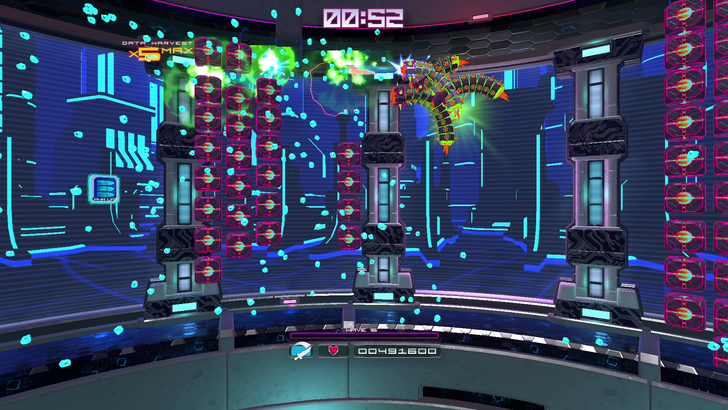 OUTBLAST player backed to a corner fighting 4 worms in District 2