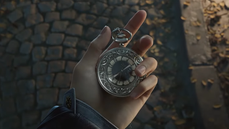 lord of mysteries holding pocket watch