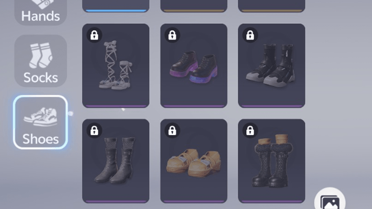 Cosmetics Occupying the Shoes Appearance Slot