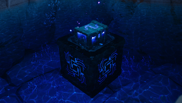 Russet Highlands Chest 58